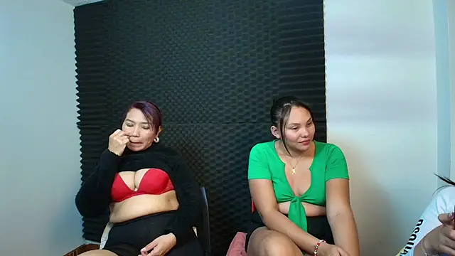 dannamomcerrat online show from December 2024 01:19:01 AM