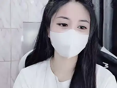 Snapshot of _Lygn__ chatting on January 2025 06:14:01 AM Lygn online show from January 2025 06:14:01 AM