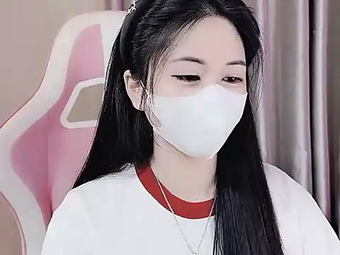 Snapshot of _Lygn__ chatting on February 2025 07:51:01 PM Lygn online show from February 2025 07:51:01 PM