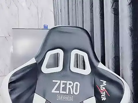 Snapshot of _Lygn__ chatting on February 2025 12:59:02 AM Lygn online show from February 2025 12:59:02 AM