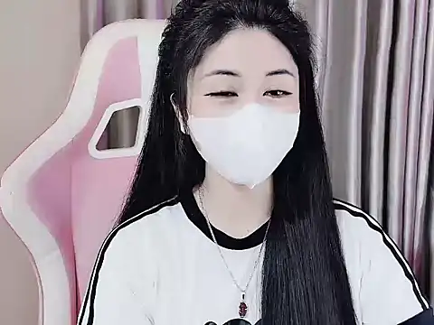 Snapshot of _Lygn__ chatting on March 2025 07:57:02 PM Lygn online show from March 2025 07:57:02 PM