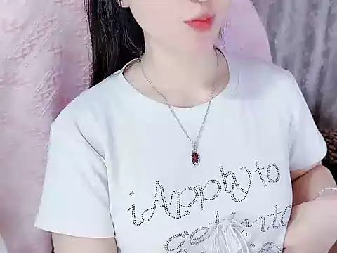 Snapshot of _Lygn__ chatting on October 2025 10:10:01 AM Lygn online show from October 2025 10:10:01 AM