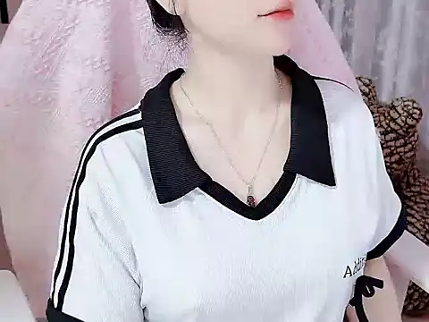 Snapshot of _Lygn__ chatting on November 2025 09:54:02 AM Lygn online show from November 2025 09:54:02 AM