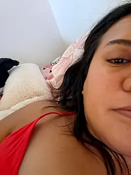 Snapshot of KasiaVenus_ chatting on November 2025 02:04:01 PM KasiaVenus online show from November 2025 02:04:01 PM