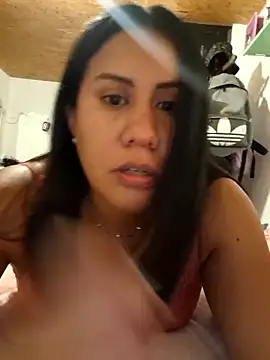 Snapshot of KasiaVenus_ chatting on November 2025 03:38:01 AM KasiaVenus online show from November 2025 03:38:01 AM