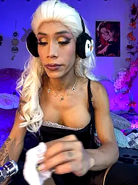 Snapshot of Alexa_Chanell_Oficial chatting on October 2025 11:40:02 PM Alexa Chanell Oficial online show from October 2025 11:40:02 PM