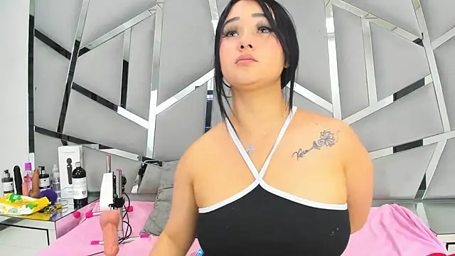 Catherinee69 x online show from February 2025 08:11:01 AM