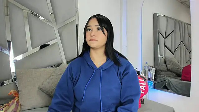 Catherinee69 x online show from October 2025 03:27:01 AM