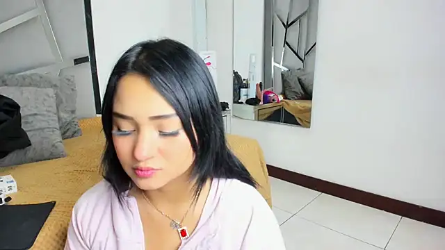 Catherinee69 x online show from October 2025 02:23:02 AM