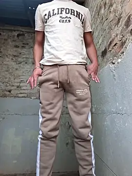 Snapshot of KnG4367 chatting on November 2025 04:06:02 PM KnG4367 online show from November 2025 04:06:02 PM