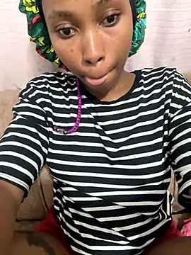 Snapshot of NASTY_BOBO chatting on October 2025 09:39:01 PM NASTY BOBO online show from October 2025 09:39:01 PM