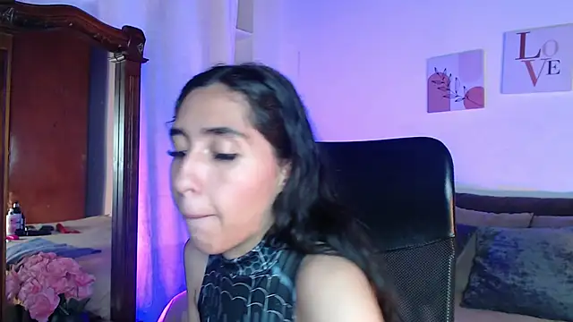 madisex s online show from October 2025 12:28:01 PM