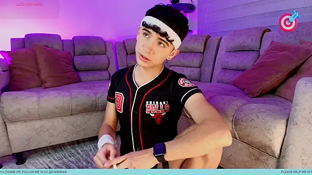 Niico Cruz online show from November 2025 11:26:02 PM