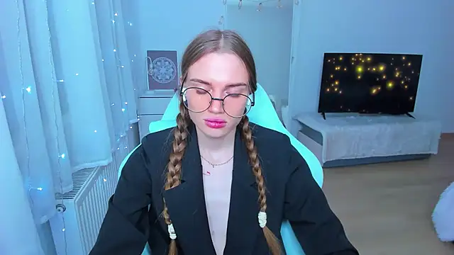 StellaLawless online show from December 2024 08:26:02 PM