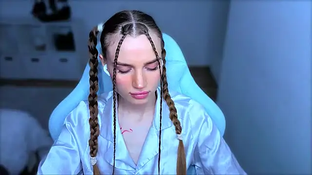 Snapshot of StellaLawless chatting on October 2025 08:28:01 PM StellaLawless online show from October 2025 08:28:01 PM