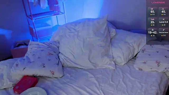 KatieMelone online show from October 2025 02:13:01 AM