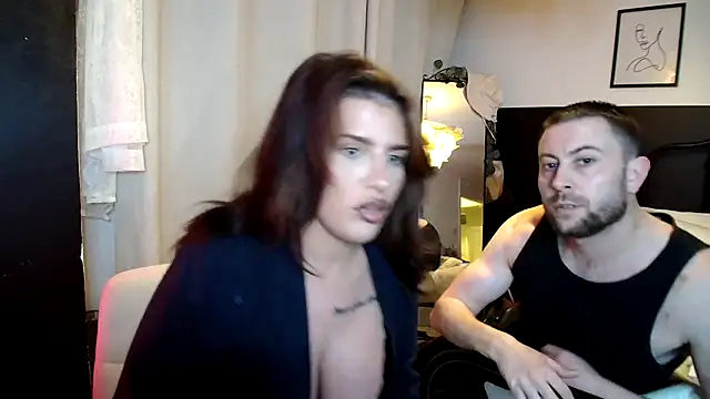 Bustyjessicalouu online show from December 2024 06:04:02 PM