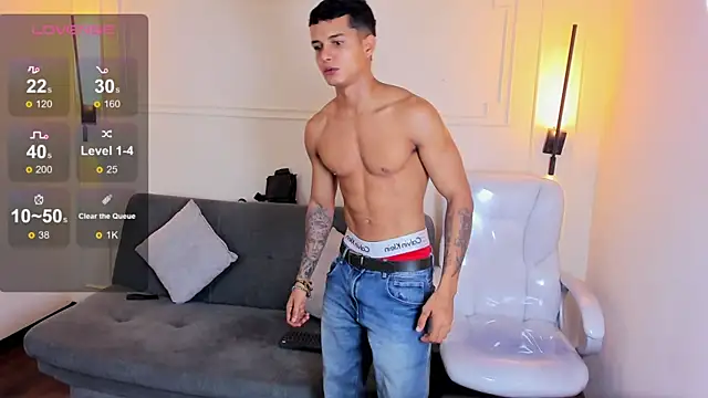 Snapshot of Paradise_boy_s chatting on October 2025 11:15:01 PM Paradise boy s online show from October 2025 11:15:01 PM