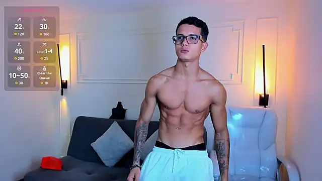 Snapshot of Paradise_boy_s chatting on October 2025 10:32:01 PM Paradise boy s online show from October 2025 10:32:01 PM