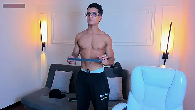 Snapshot of Paradise_boy_s chatting on October 2025 09:36:02 PM Paradise boy s online show from October 2025 09:36:02 PM