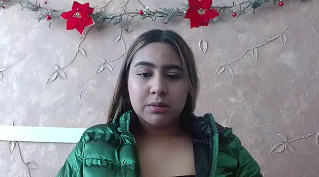 Miabonnett  online show from January 2025 01:57:01 PM