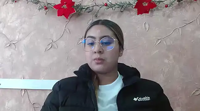 Miabonnett  online show from January 2025 02:03:01 PM