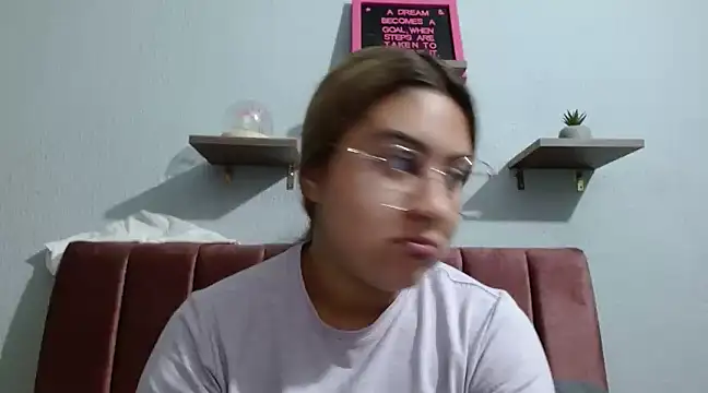 Miabonnett  online show from January 2025 10:45:02 PM