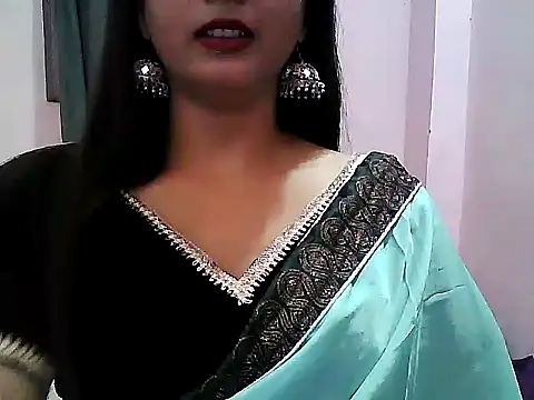 Snapshot of Model-Tanya chatting on February 2025 01:22:02 PM Model-Tanya online show from February 2025 01:22:02 PM