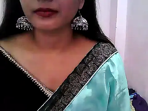 Snapshot of Model-Tanya chatting on February 2025 05:42:01 PM Model-Tanya online show from February 2025 05:42:01 PM