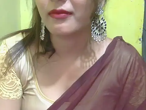 Snapshot of Model-Tanya chatting on February 2025 01:37:02 PM Model-Tanya online show from February 2025 01:37:02 PM