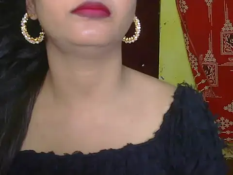 Snapshot of Model-Tanya chatting on February 2025 11:17:01 AM Model-Tanya online show from February 2025 11:17:01 AM