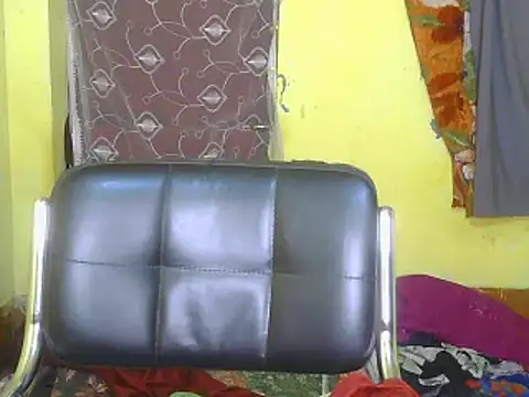 Snapshot of Model-Tanya chatting on March 2025 02:12:01 PM Model-Tanya online show from March 2025 02:12:01 PM