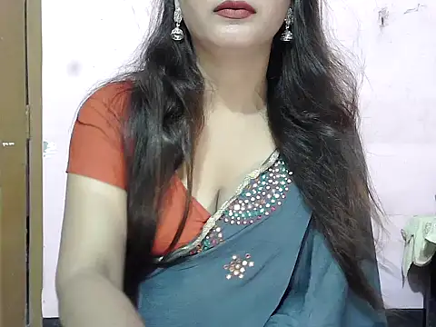 Snapshot of Model-Tanya chatting on October 2025 06:43:02 AM Model-Tanya online show from October 2025 06:43:02 AM