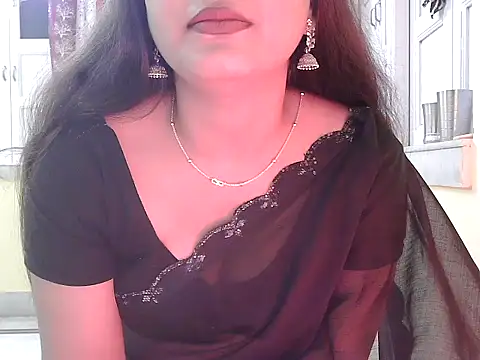 Snapshot of Model-Tanya chatting on November 2025 04:18:01 PM Model-Tanya online show from November 2025 04:18:01 PM