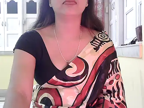 Snapshot of Model-Tanya chatting on November 2025 05:02:01 PM Model-Tanya online show from November 2025 05:02:01 PM