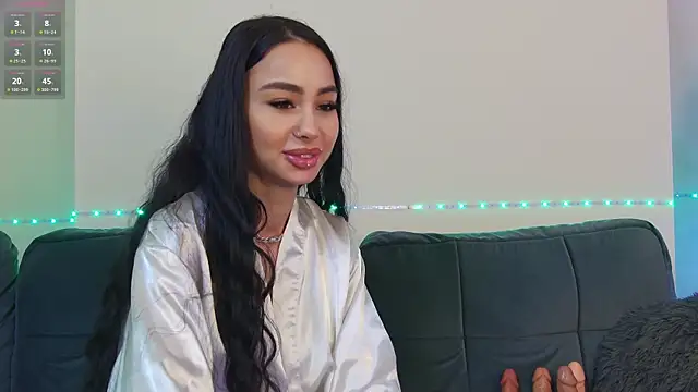 Snapshot of OnlyXandra chatting on December 2024 09:02:01 AM OnlyXandra online show from December 2024 09:02:01 AM