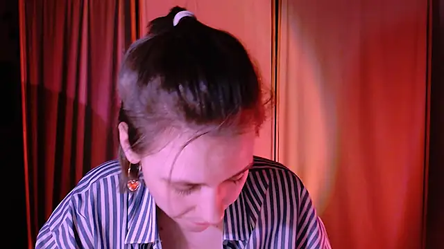 Malinax online show from February 2025 11:05:01 PM