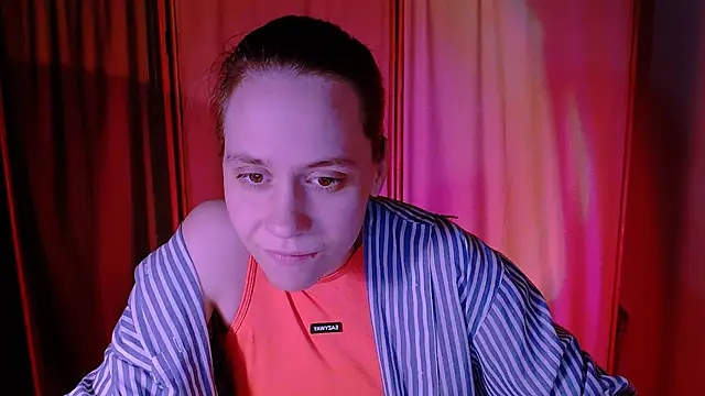 Malinax online show from October 2025 10:29:02 PM