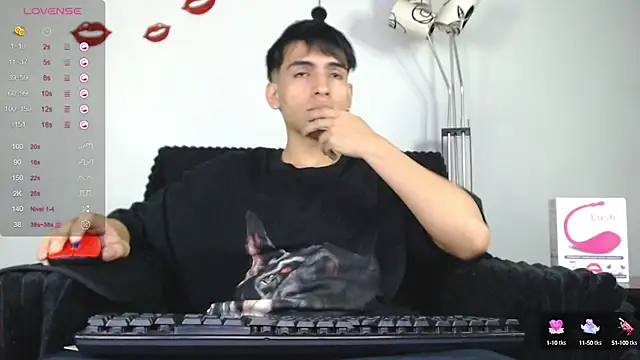 Snapshot of zack_thunder chatting on February 2025 11:46:02 AM zack thunder online show from February 2025 11:46:02 AM