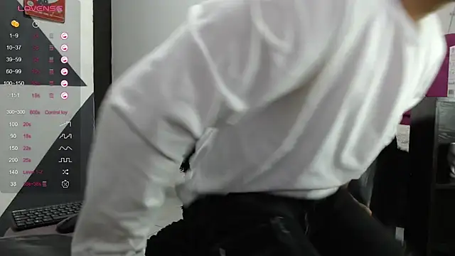 Snapshot of zack_thunder chatting on February 2025 11:58:01 AM zack thunder online show from February 2025 11:58:01 AM