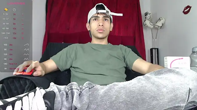 Snapshot of zack_thunder chatting on March 2025 11:50:02 AM zack thunder online show from March 2025 11:50:02 AM