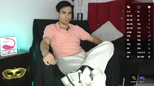 Snapshot of zack_thunder chatting on September 2025 12:27:02 PM zack thunder online show from September 2025 12:27:02 PM