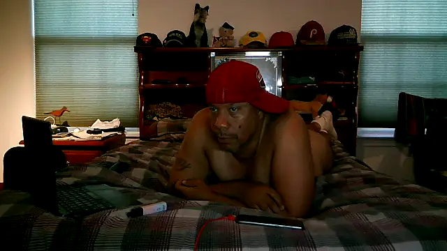 Snapshot of pimpdaddy4ever chatting on October 2025 11:28:02 AM pimpdaddy4ever online show from October 2025 11:28:02 AM