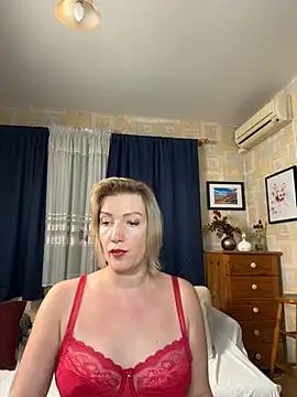 Snapshot of AnnaThurman chatting on October 2025 07:46:02 PM AnnaThurman online show from October 2025 07:46:02 PM