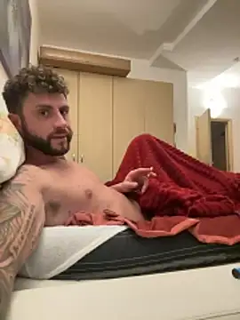 Snapshot of michifolli92 chatting on November 2025 10:30:01 PM michifolli92 online show from November 2025 10:30:01 PM