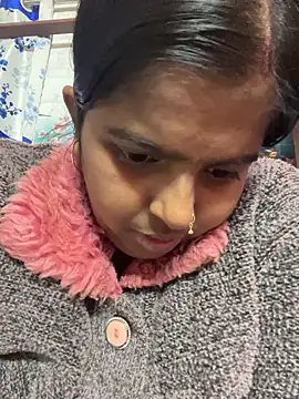 Beauty-queen online show from January 2025 02:15:01 PM