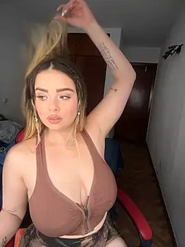Alirawrz online show from December 2024 03:30:02 PM