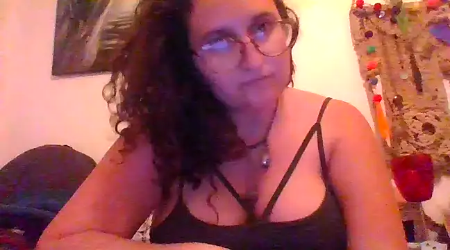 juicyrubies online show from December 2024 05:14:01 PM