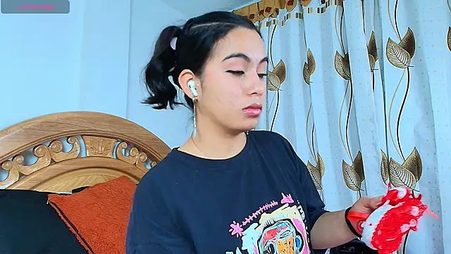 Snapshot of iris_mandarine chatting on September 2025 10:15:01 AM iris mandarine online show from September 2025 10:15:01 AM