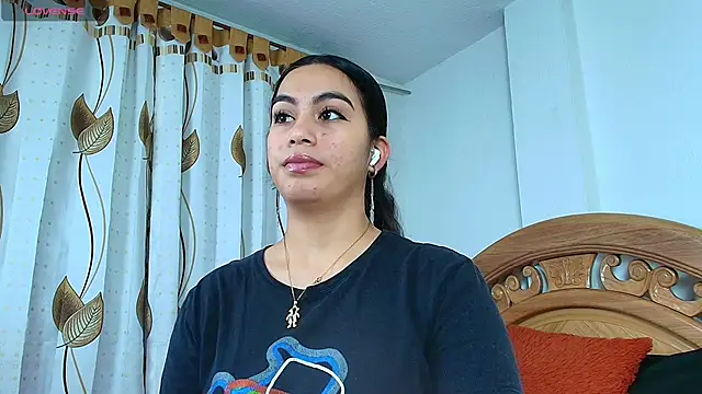 Snapshot of iris_mandarine chatting on September 2025 10:03:02 AM iris mandarine online show from September 2025 10:03:02 AM